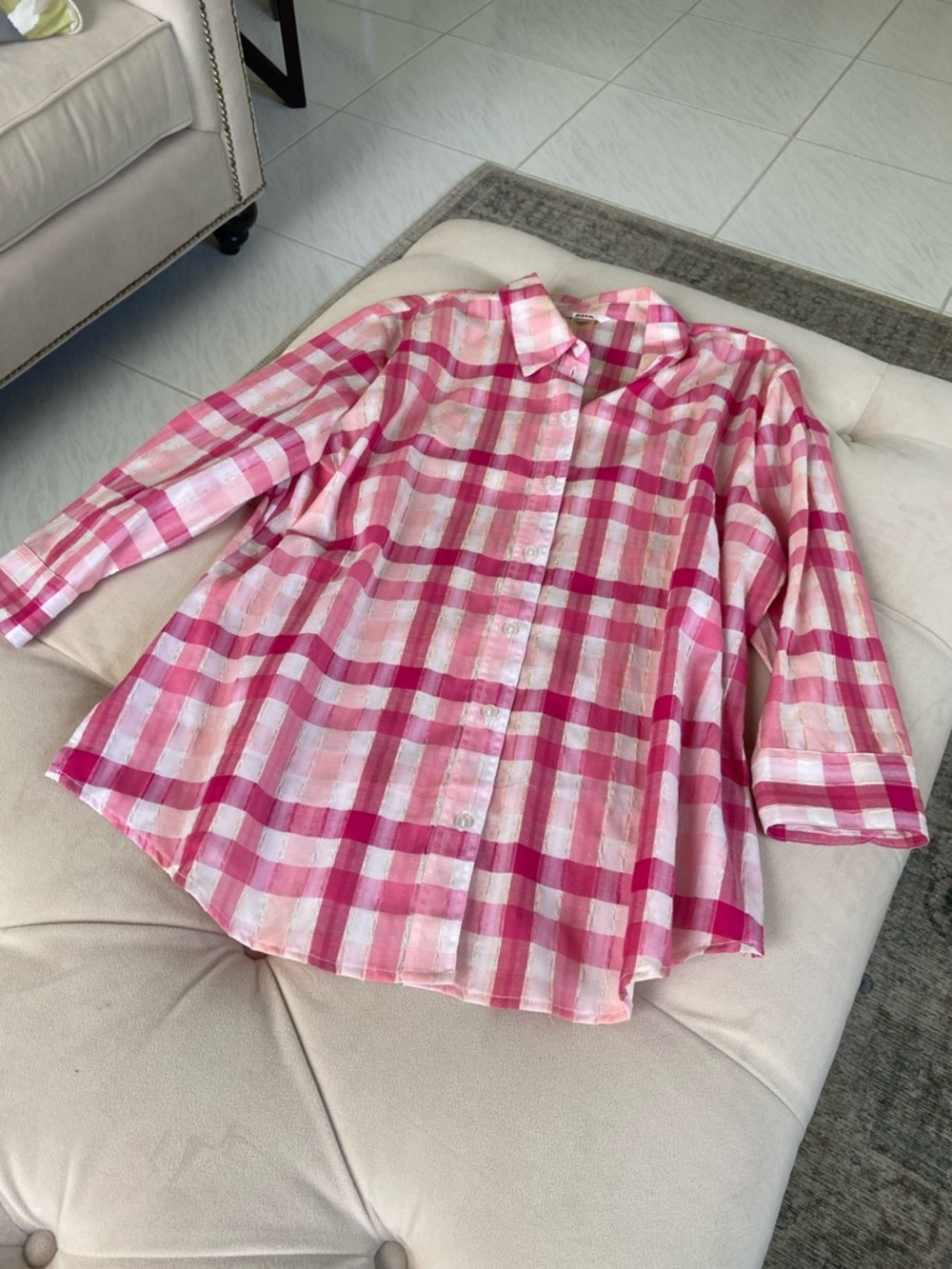 Alia size 18
Pink Plaid Button-Up Shirt